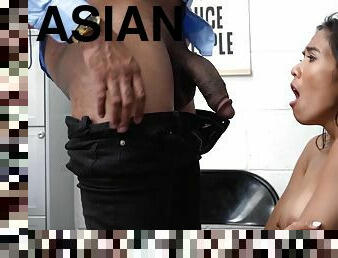 Wild fucking between a dirty guy and Asian shoplifter Jada Kai