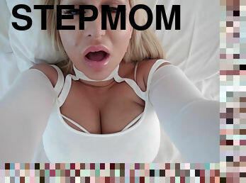 I want to feel my big-titted mommy stepmoms slit in my mouth