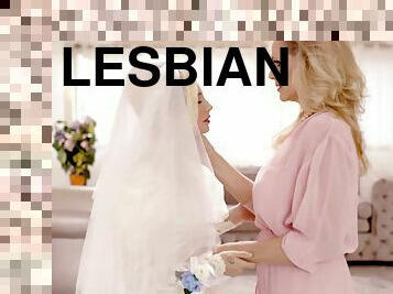 Wild lesbian sex between Julia Ann and Carolina Sweets before the wedding