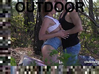 Nice outdoors fucking in the forest with skinny girlfriend Alex Diaz