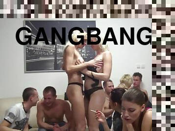 orgie, fête, échangistes-et-libertins, gangbang, sexe-de-groupe, fou