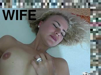 Blonde wife Angel Diamonds loves to be fingered before sex