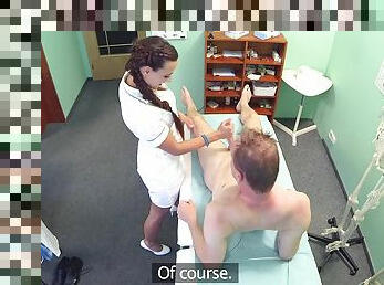 Amateur dude makes his dream come true when her bangs a hot nurse
