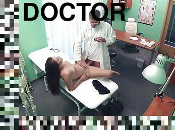 Pretty Cindy Loarn fucks with her handsome doctor during the visit