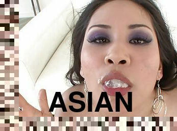 Jessica Bangkok eats hard friend's shaft before hard sex and a facial