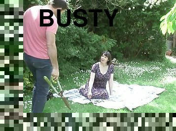 Busty British mature amateur Tigger fucks her gardener outdoors