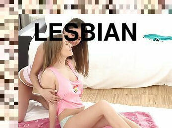 Teen lesbian toy insertion with Aislin and Ellen Betsy