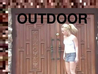 Outdoor fucking experience for nasty blonde babe Goldie Cox