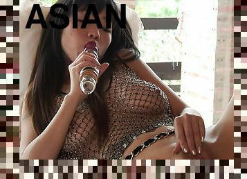 Solo chick Jenny Wu finally gets to finger her wet pussy