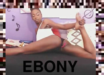 Ghetto Ebony Babe Fucks Pussy Till Orgasm