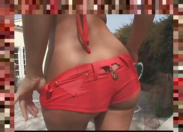 Sexy Rikki White and Sandra Romain, peel off their provocative short shorts