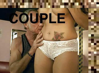 gros-nichons, couple, culotte, tatouage