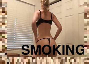 plavuše, fetiš, pušenje-smoking, dosadni