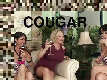 3 Hot Cougars on Tilt Get their Twats Split