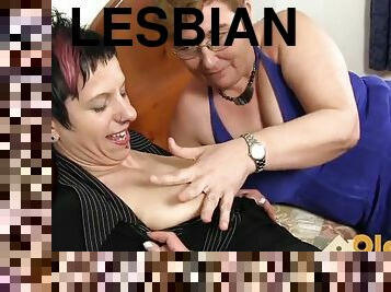 Concerned lesbian pussy it fetter