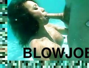 Sunny day and blowjob underwater
