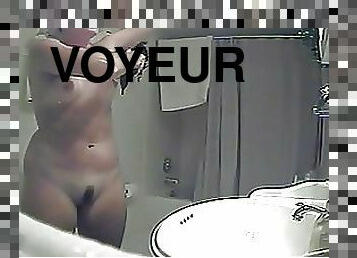 Voyeur Of A Big Beautiful Woman In The Shower