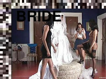 Wild Bride Has An Orgy With The Bridesmaids and Best Men