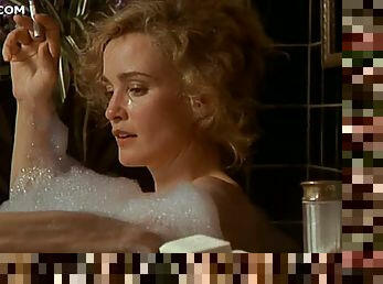Heart-Stopping Retro Star Jessica Lange Flashes Her Bush and Knockers