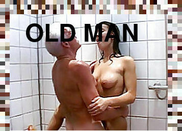 Horny Latina Gets Fucked and Facialized By an Old Man In The Shower