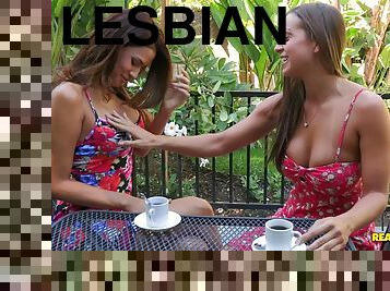 Abigail Mac and Vanessa Veracruz eat pussies and scissor on a balcony