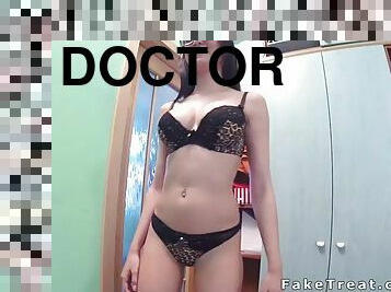 Slim patient doing doctors dick in office