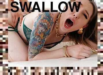 Loud hardcore treat makes sexy tattooed babe wanna swallow so bad