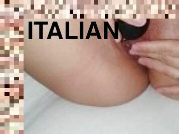 Su onlyfans, il video completo mentre mi masturbo con il succhia clitoride