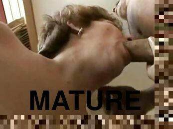 Mature hardcore sex features many positions