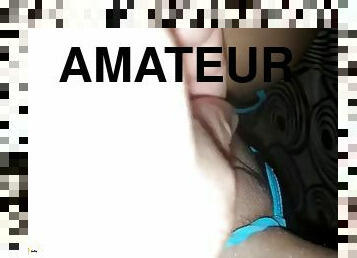 amateur, babes, fellation, ejaculation-sur-le-corps, hardcore, trio, double, petite-amie, chevauchement, rasé