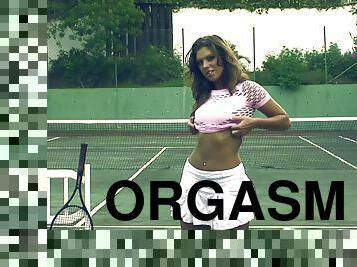 masturbacija, orgazam, vani, pička-pussy, sport, lutke, prirodno, sami, tenis, rijaliti