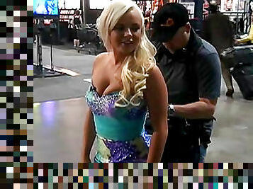 Bree Olson puts on a sexy dress