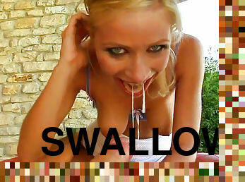 Slutty blonde love to swallow sperm