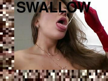 Hardcore Nika is swallowing glass of sperm