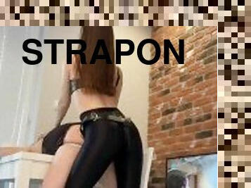 strapon, anal-sex, sadomasochismus, sklavin, schlampe, herrin, vorherrschaft, brunette, domina