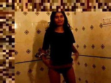 Indian chick in the shower has her pussy toyed