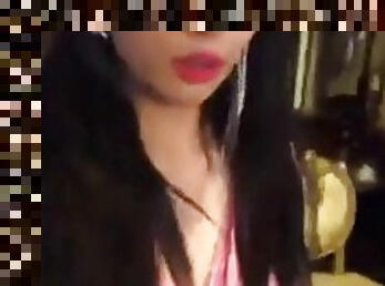 Hyuna satin selfie video