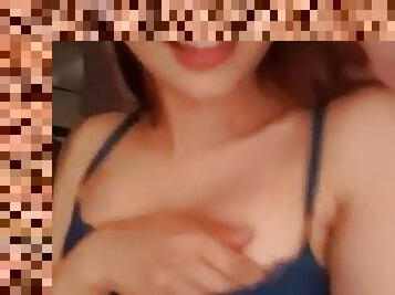 Korean beautiful camgirl gets wet
