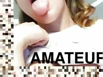 gros-nichons, masturbation, chatte-pussy, amateur, babes, ados, maison, latina, blonde, percé