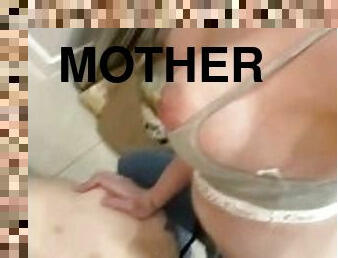 mama-in-fant, z-jermeni, analno, mami, bdsm, vohun, sužnja, kurba-slut, kuhinja, nagajivo