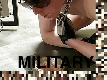 tentara, homo, bdsm-seks-kasar-dan-agresif, budak, muda-diatas-18, eropa, mata-uang-euro, fetish-benda-yang-dapat-meningkatkan-gairah-sex, homoseks, militer