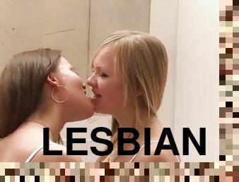 lesbiana, adolescenta, sex-in-trei, sarutand
