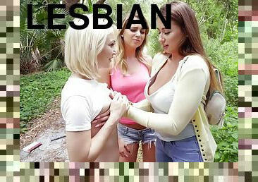 Cali Sparks and Dakota Skye cannot wait to hook up with a lesbian
