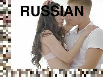 Cute Russian girlfriend Arwen Gold wants to try anal fucking