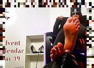 bdsm, française, esclave, pieds, rousse, bondage, maîtresse, femme-dominatrice, flexible