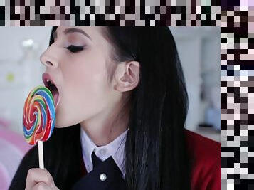 Cutie with a lollipop Zoey Kush having her cunt dicked deep