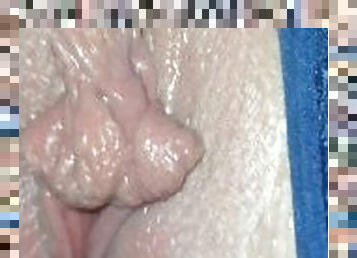 ejaculation feminine d'une amtrice francaise reelle