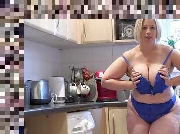 lielās-krūtis, nobrieduša, māte, māte-mom, bbw, pov, virtuve, tante, busty, pieredzējošā