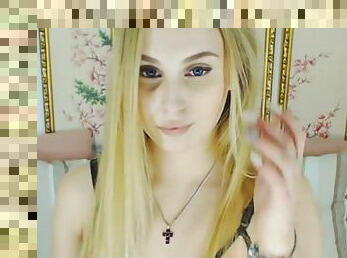 Sweet Blonde Chick Have a Hot Body Masturbate on Cam