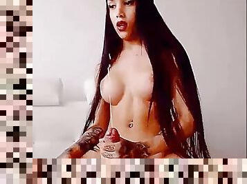 Cum tribute latina ts